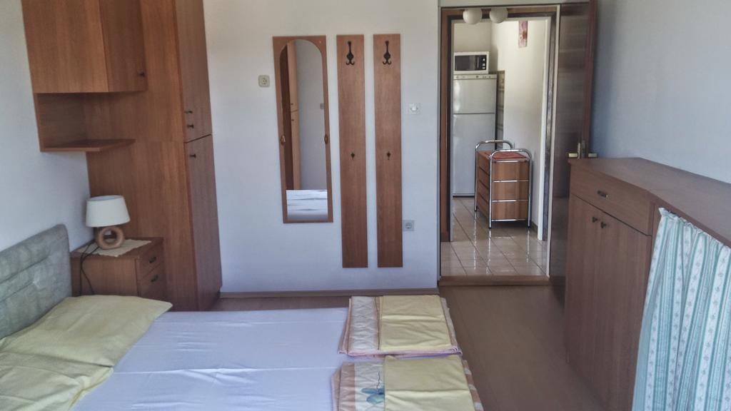 Apartments Bojana Rab Supetarska Draga Ruang foto