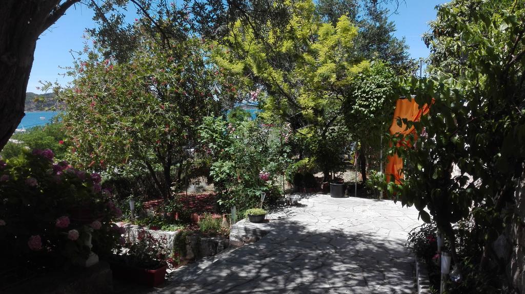 Apartments Bojana Rab Supetarska Draga Bagian luar foto
